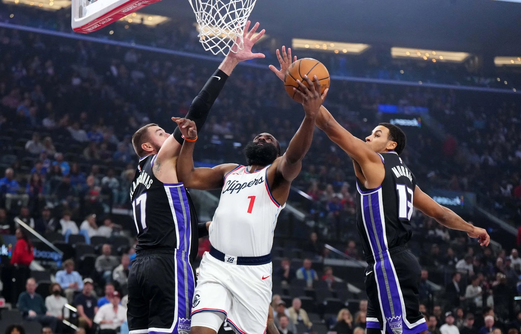 蒂姆巅峰对决，哈登与80激战日本队分钟，败北胜负难料！